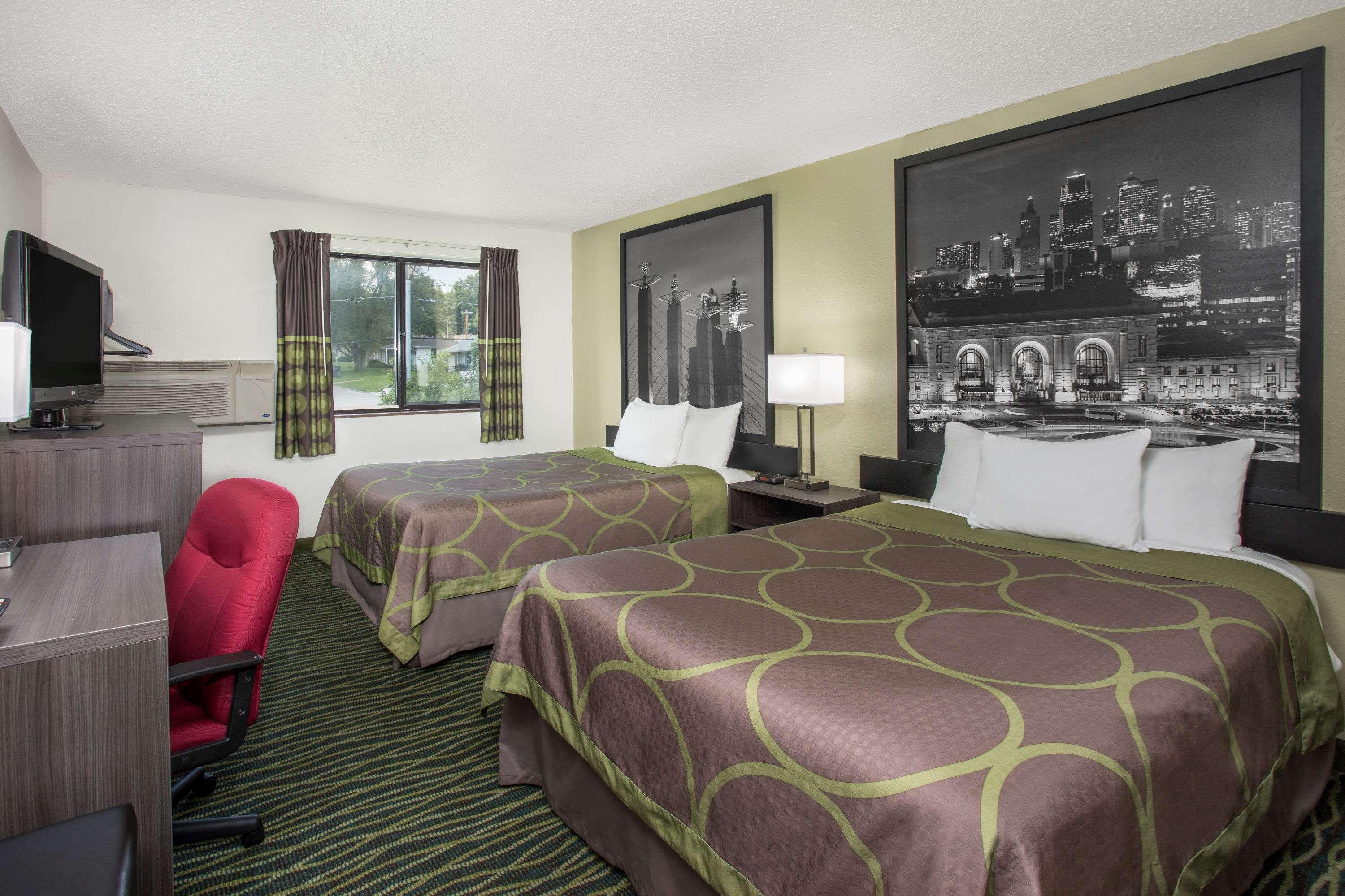 Super 8 By Wyndham Independence Kansas City Экстерьер фото